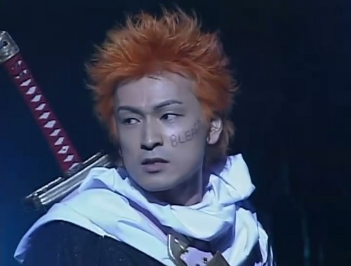 Masakazu Morita dressed as Ichigo Kurosaki